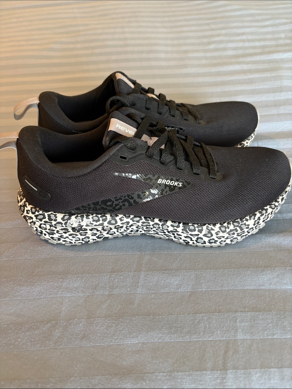 Brooks Women's Black Athletic Running Shoes with Leopard-Print Midsole - Picture 2 of 7